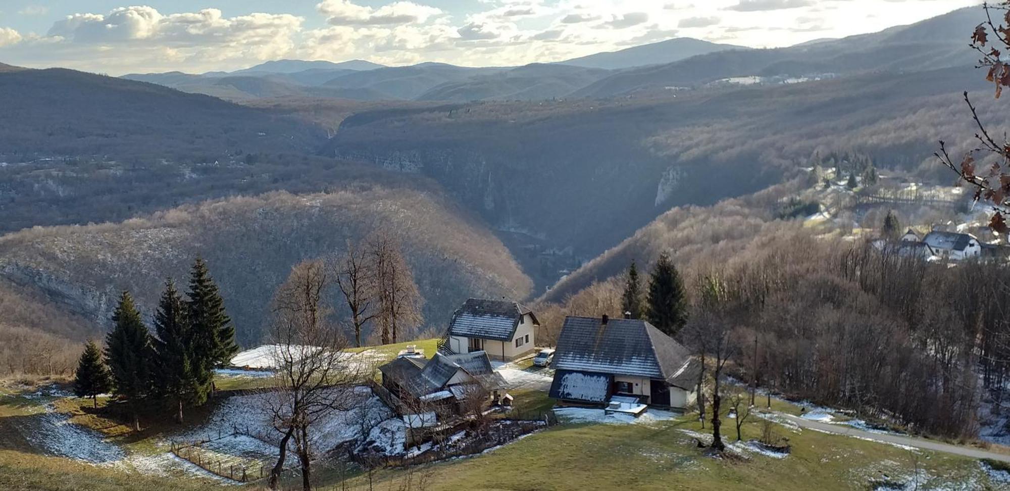 Guesthouse Loncar Plitvicka Jezera Exterior photo