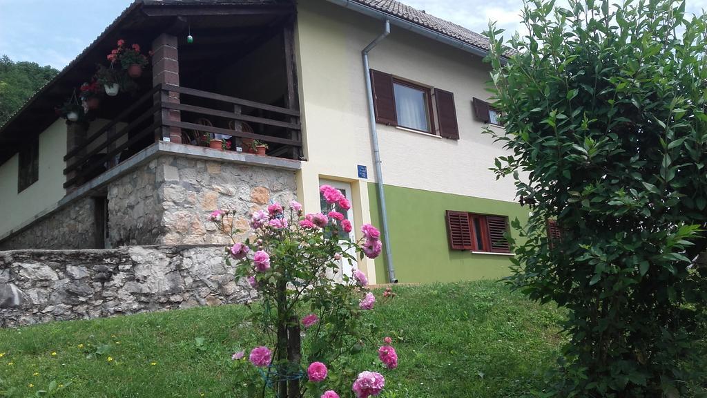 Guesthouse Loncar Plitvicka Jezera Exterior photo