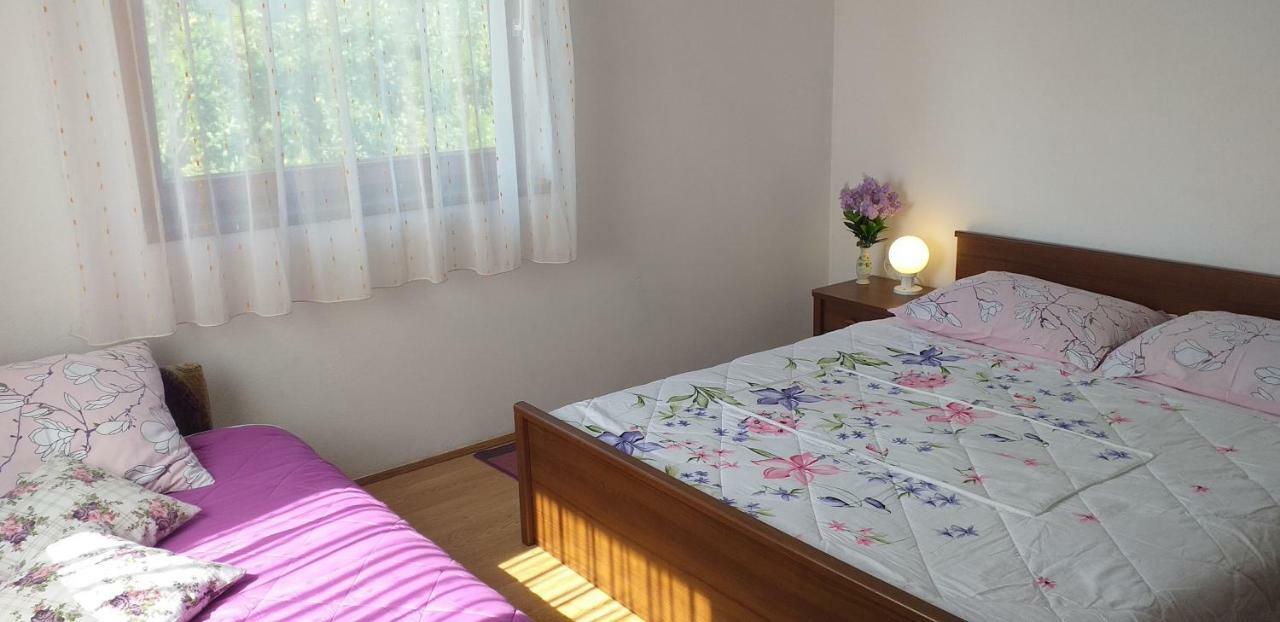 Guesthouse Loncar Plitvicka Jezera Exterior photo